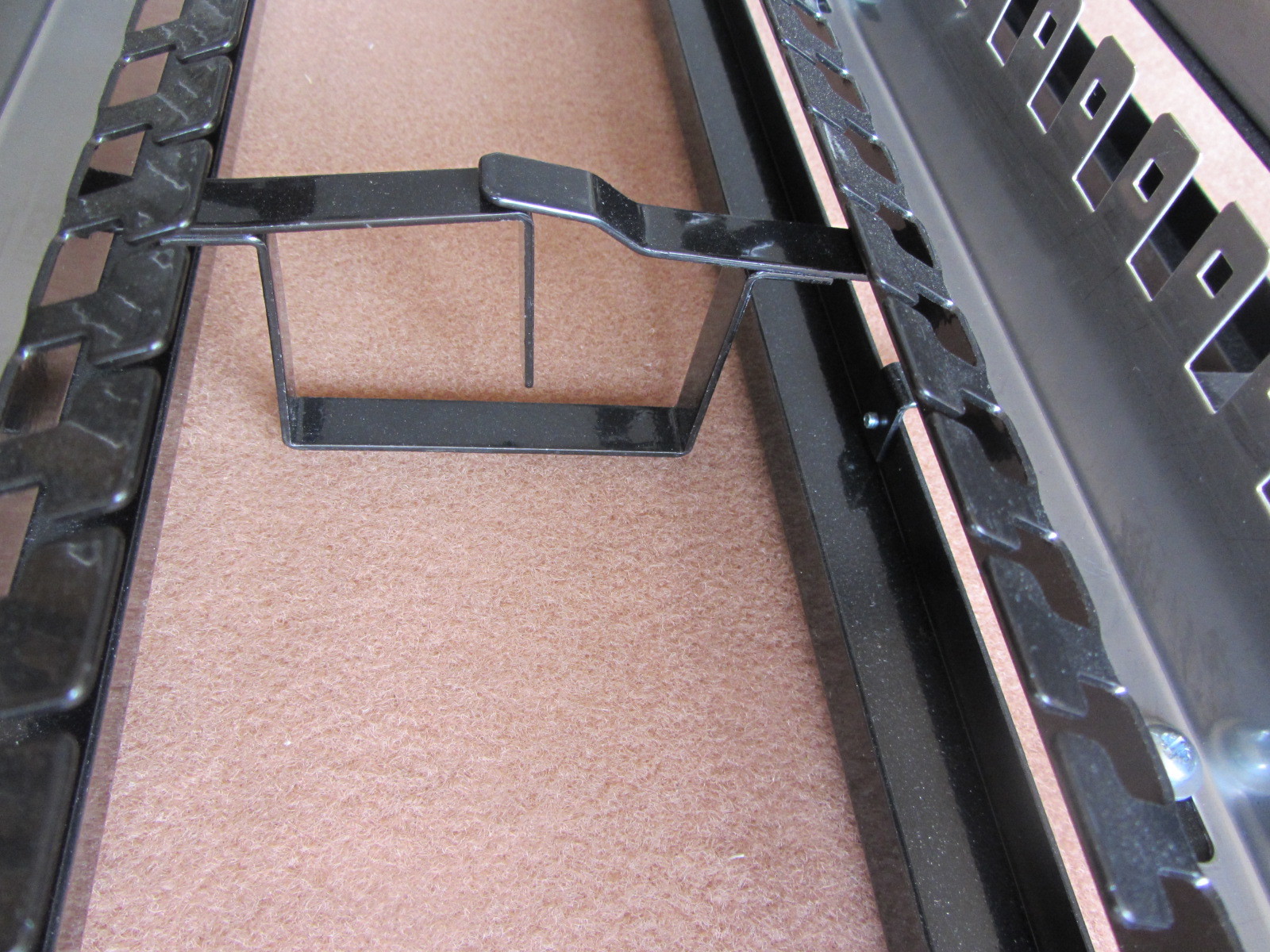 800 Pairs 1400 Pair 1600 Pairs Telephone Floor / Wall Mount Fiber Optic Distribution Frame With LSA Plus Module